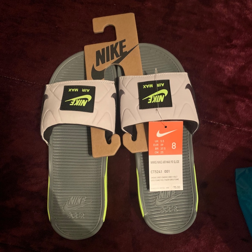 Women’s AirMax slides